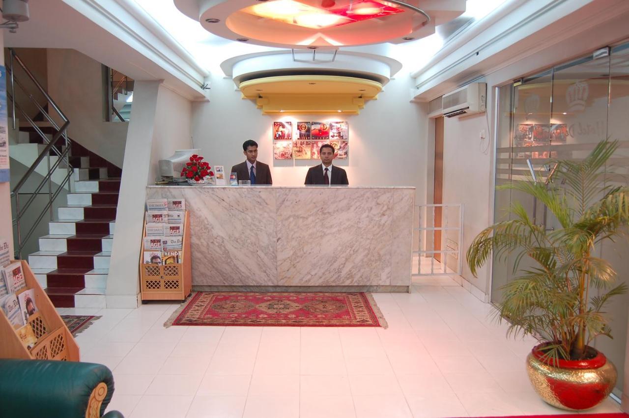 Hotel De Crystal Crown Dhaka Zewnętrze zdjęcie