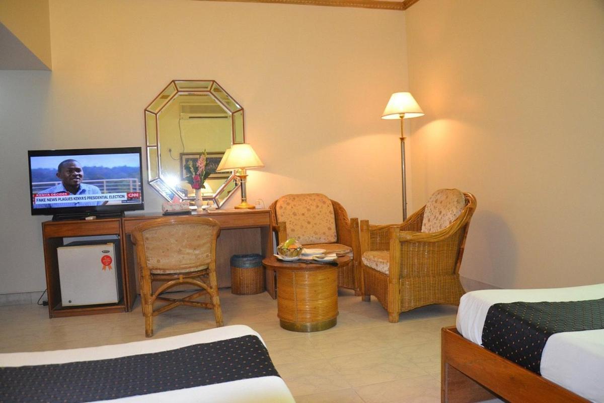 Hotel De Crystal Crown Dhaka Zewnętrze zdjęcie