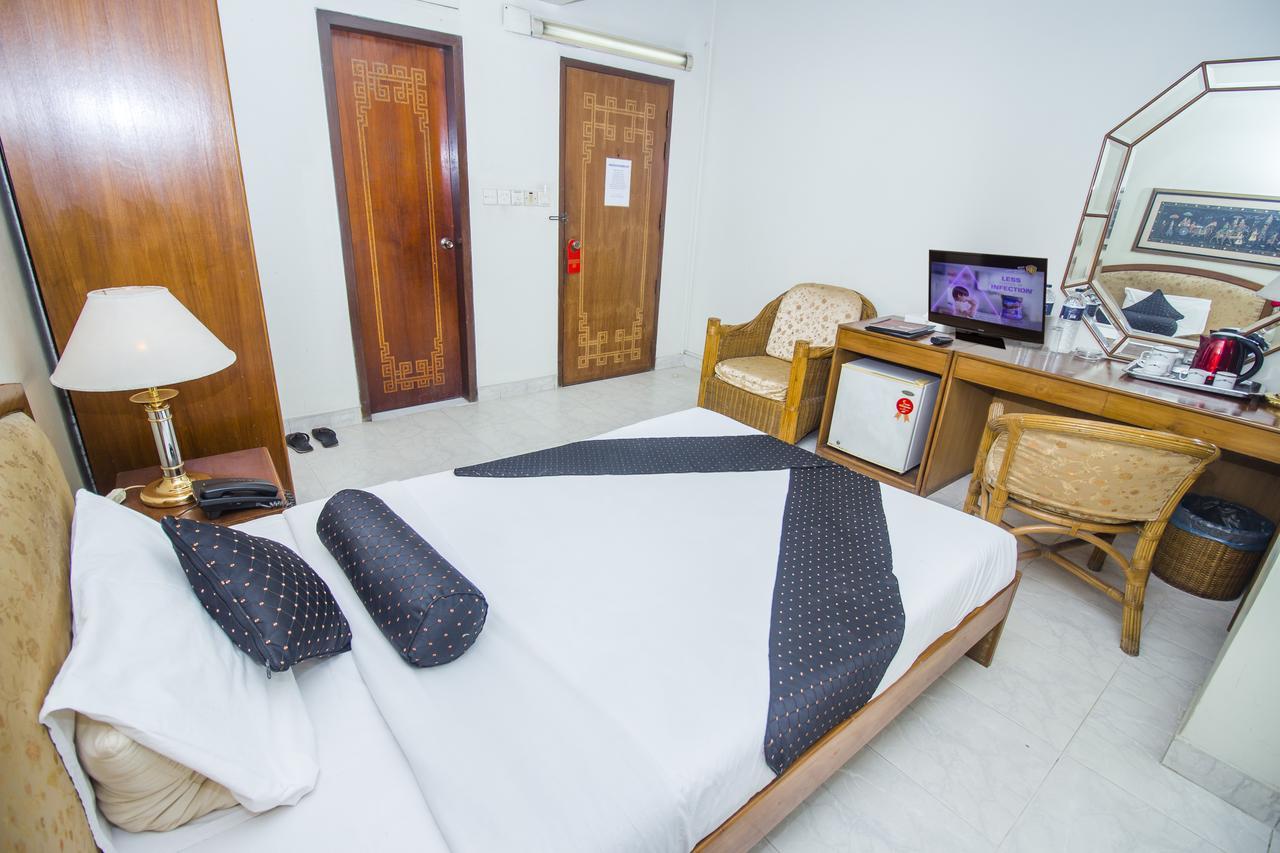 Hotel De Crystal Crown Dhaka Zewnętrze zdjęcie
