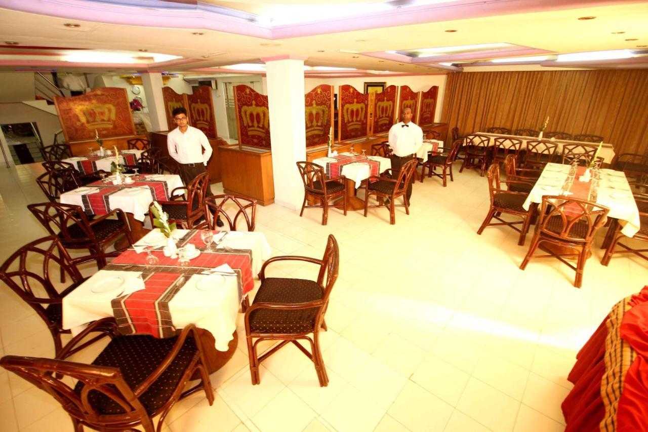 Hotel De Crystal Crown Dhaka Zewnętrze zdjęcie